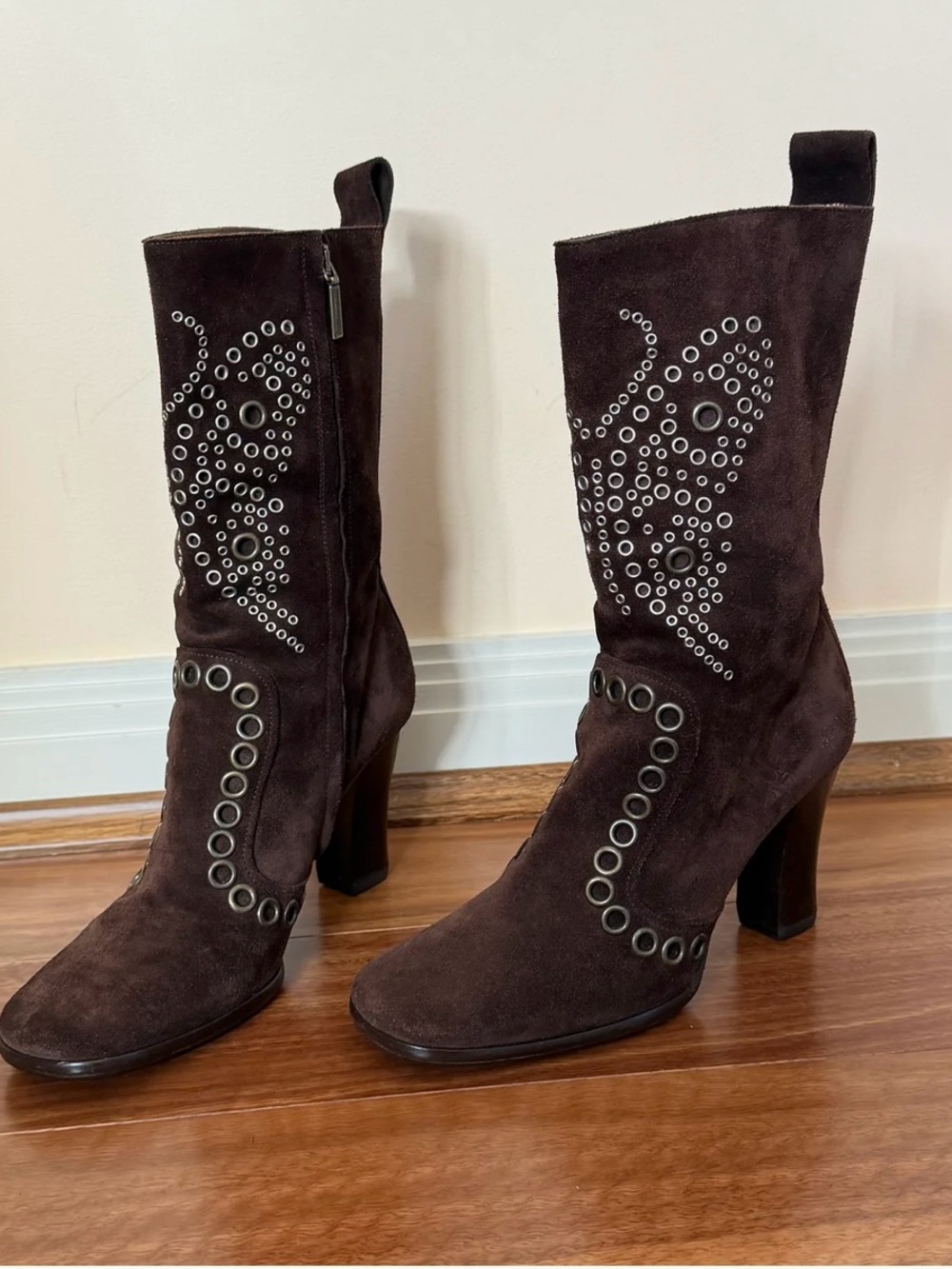 F/W 2002 Rare Dolce & Gabbana Suede Grommet Boots - EU 36 (US 6)